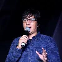 Andre Taulany nyanyi solo lagi (Wimbarsana/Bintang.com)