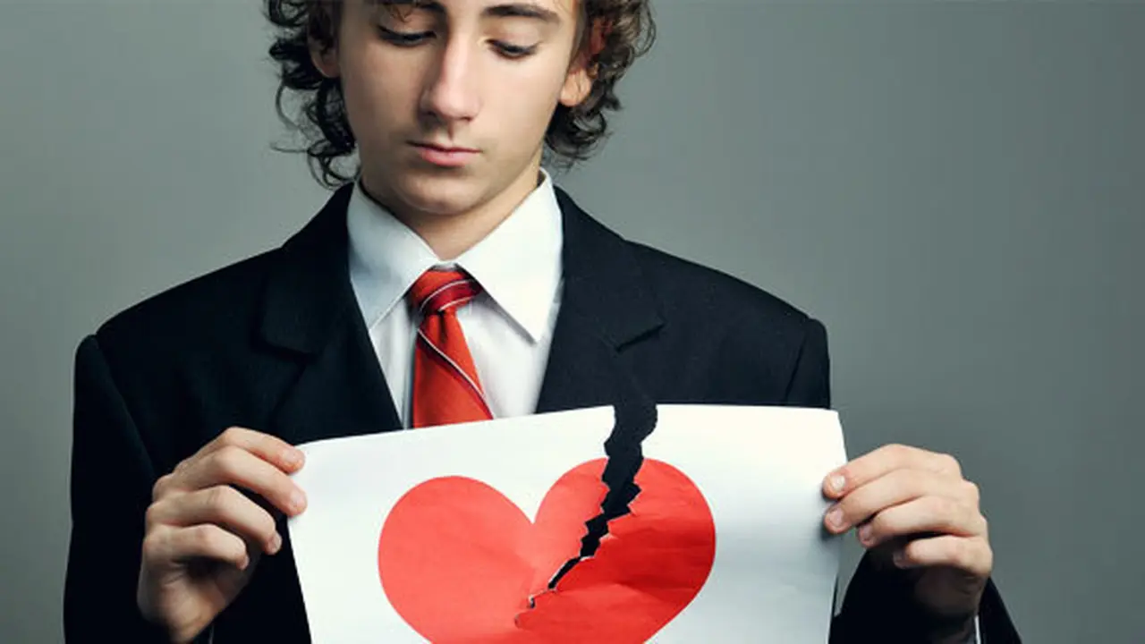 (c) shutterstock