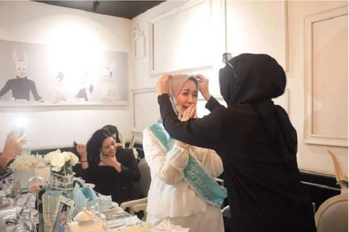 [Bintang] Bridal Shower Laudya Cynthia Bella