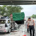 Kecelakaan Maut Avanza Tabrak Truk Fuso di Tol Terpeka, 6 Orang Tewas