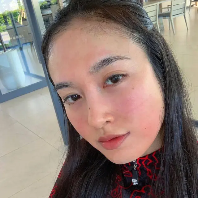Selfie Nong Poy. (Instagram/@poydtreechada)