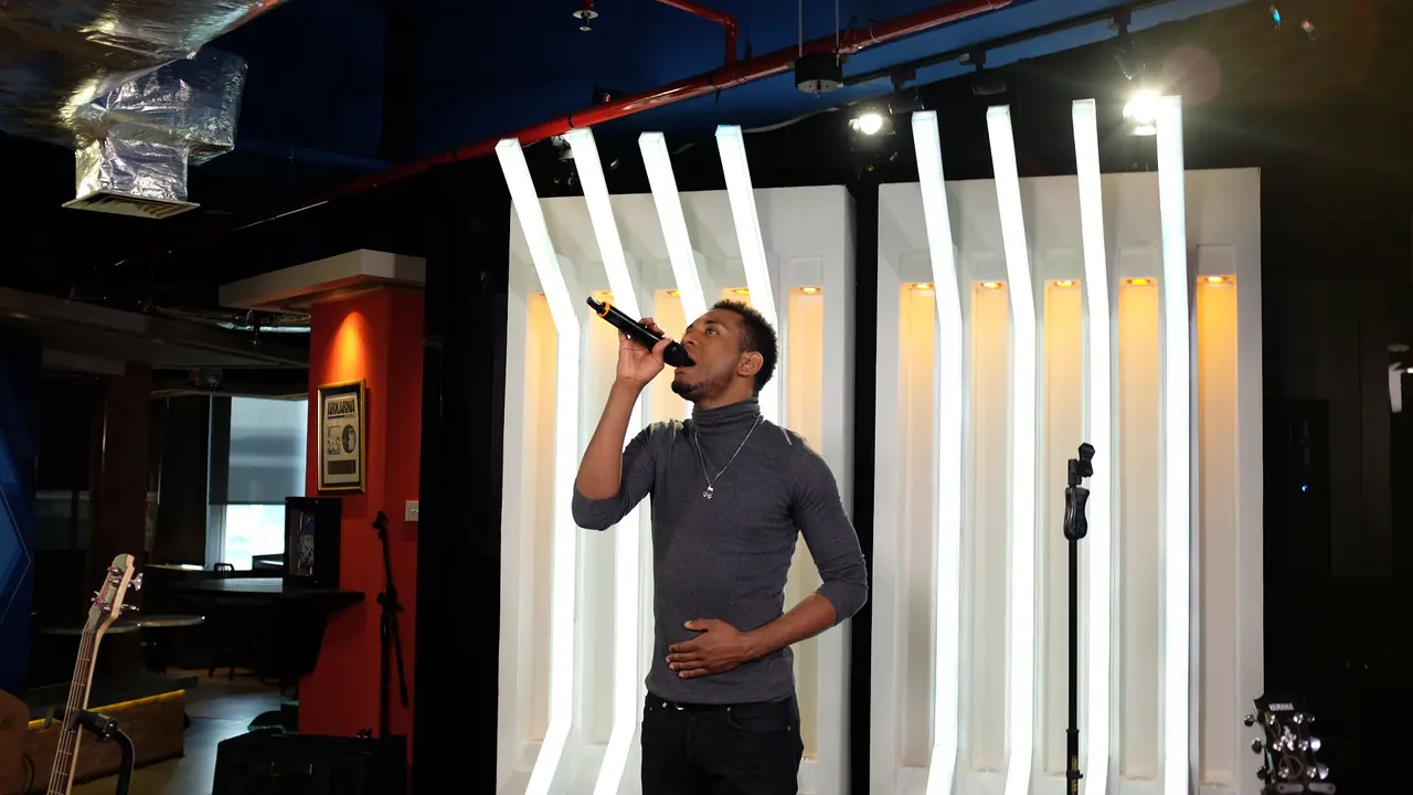 Joshua Ledet