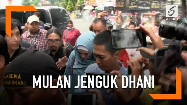 Mulan Jameela sempat kesulitan saat menjenguk suaminya, Ahmad Dhani. Mulan sebelumnya belum mengajukan izin sebelumnya.