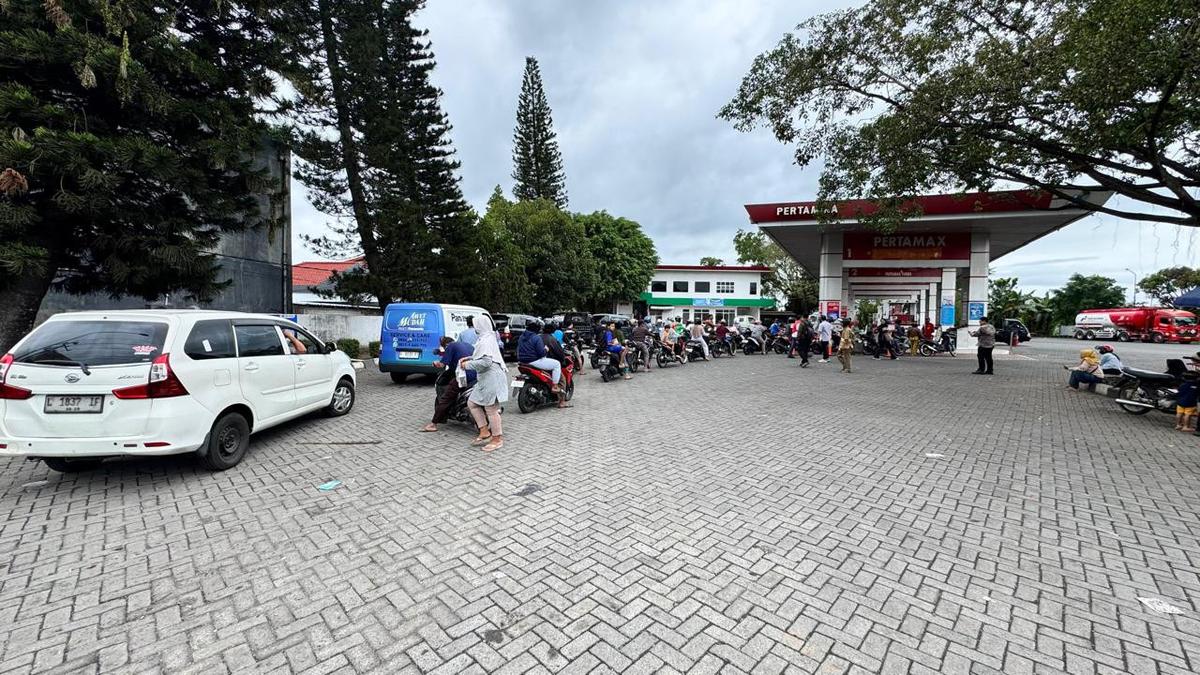 Antrean BBM Mulai Normal, Pertamina Pastikan Pasokan di Jember Aman