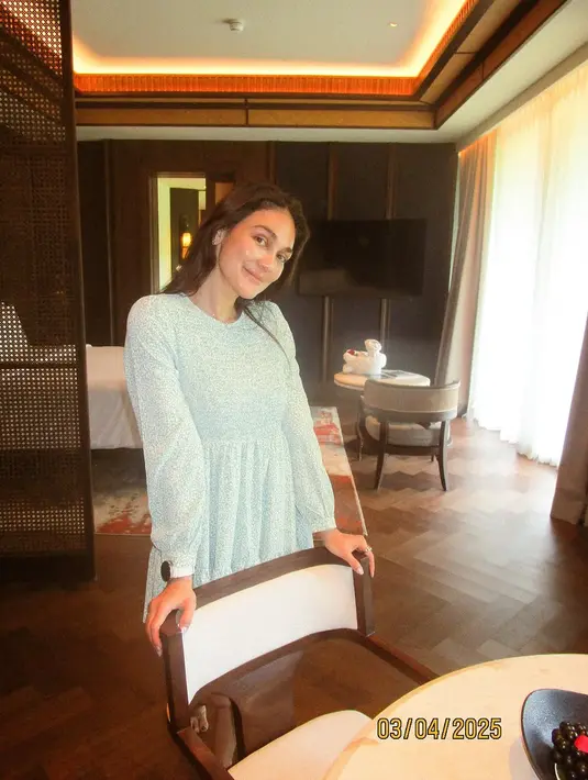 Meski belum ada konfirmasi resmi dari keduanya, banyak yang meyakini bahwa Pulau Dewata akan menjadi saksi janji suci pasangan ini.  [@lunamaya].