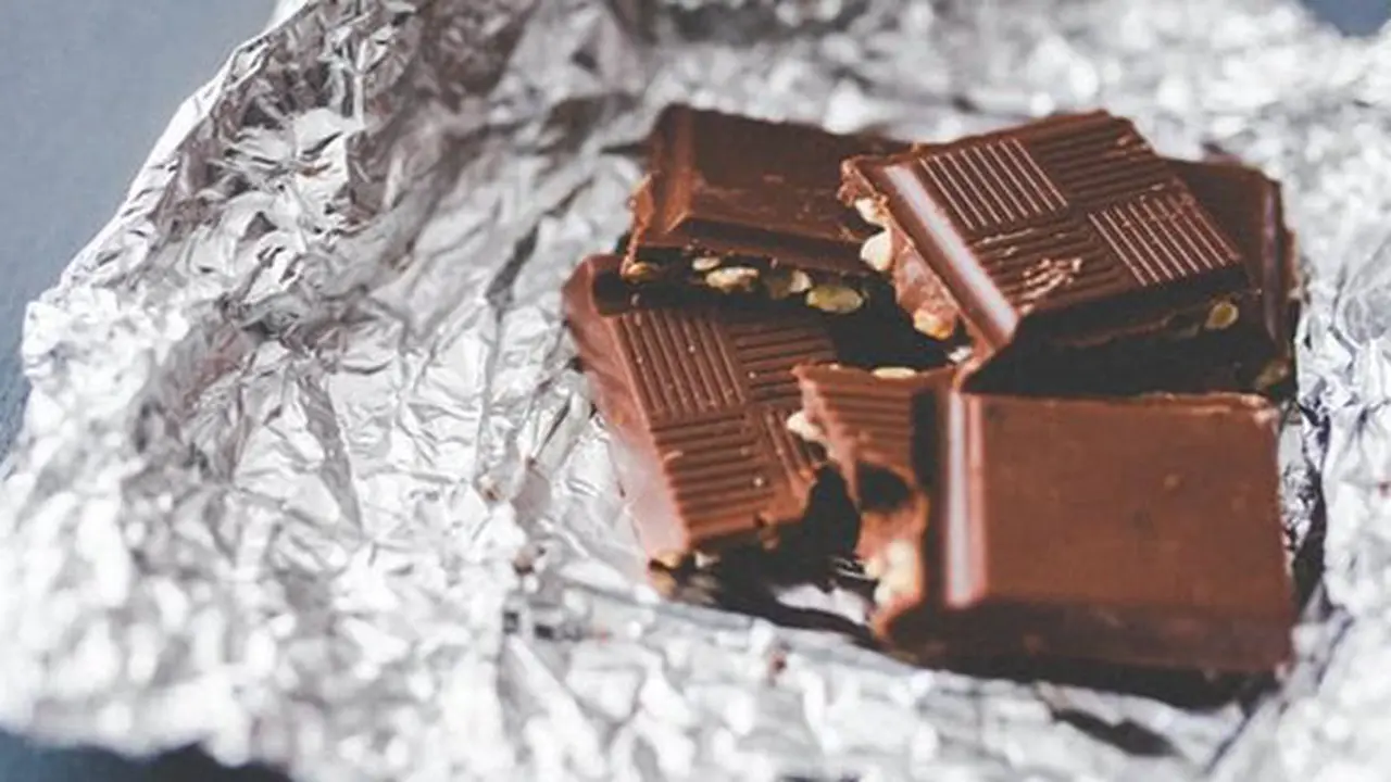 Bintik putih pada cokelat/copyright Pexels.com