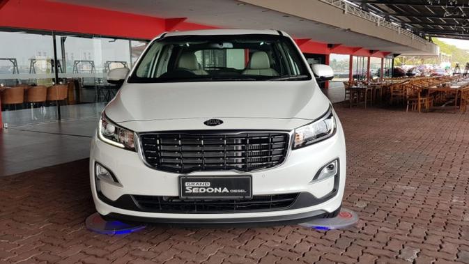 Kia Grand Sedona Diesel Ingin Senggol Fortuner Cs Hingga Toyota