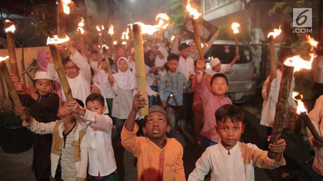 PHOTO: Kemeriahan Pawai Obor Sambut Tahun Baru Islam 1439 H