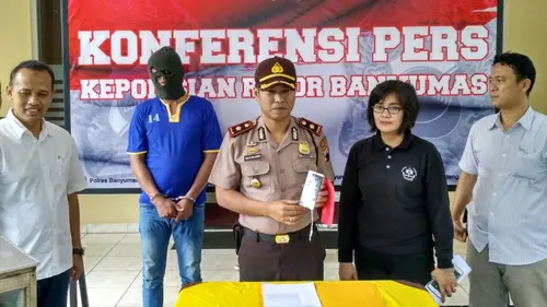 Astaga, di Banyumas Anak-Anak Beli Cilok Bonus Nonton Video Porno -  Regional Liputan6.com