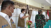 Kepala Badan Nasional Penanggulangan Bencana (BNPB) periode 2019-2021 Letjen TNI Dr. (H.C) TNI Doni Monardo dan Maruli Simanjuntak, yang kini menjabat Pangkostrad. (Dok Ketua Yayasan Kita Jaga Alam, Egy Massadiah)