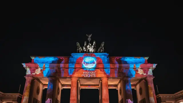 Cara Kerja Projection Mapping, Dari Desain Visual hingga Proyeksi Cahaya