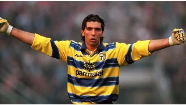 Buffon yang memulai karirnya di Parma, dikenal sebagai salah satu penjaga gawang terhebat sepanjang masa,