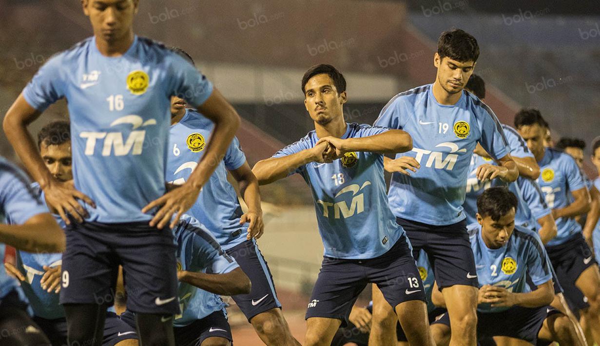 Duel Indonesia melawan Malaysia nanti merupakan laga perdana bagi timnas Merah Putih pasca dibekukannya sanksi oleh FIFA. (Bola.com/Vitalis Yogi Trisna)