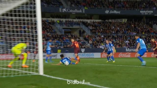Berita video momen gol indah Philippe Coutinho untuk Barcelona ke gawang Malaga dengan backheel. This video presented by BallBall.