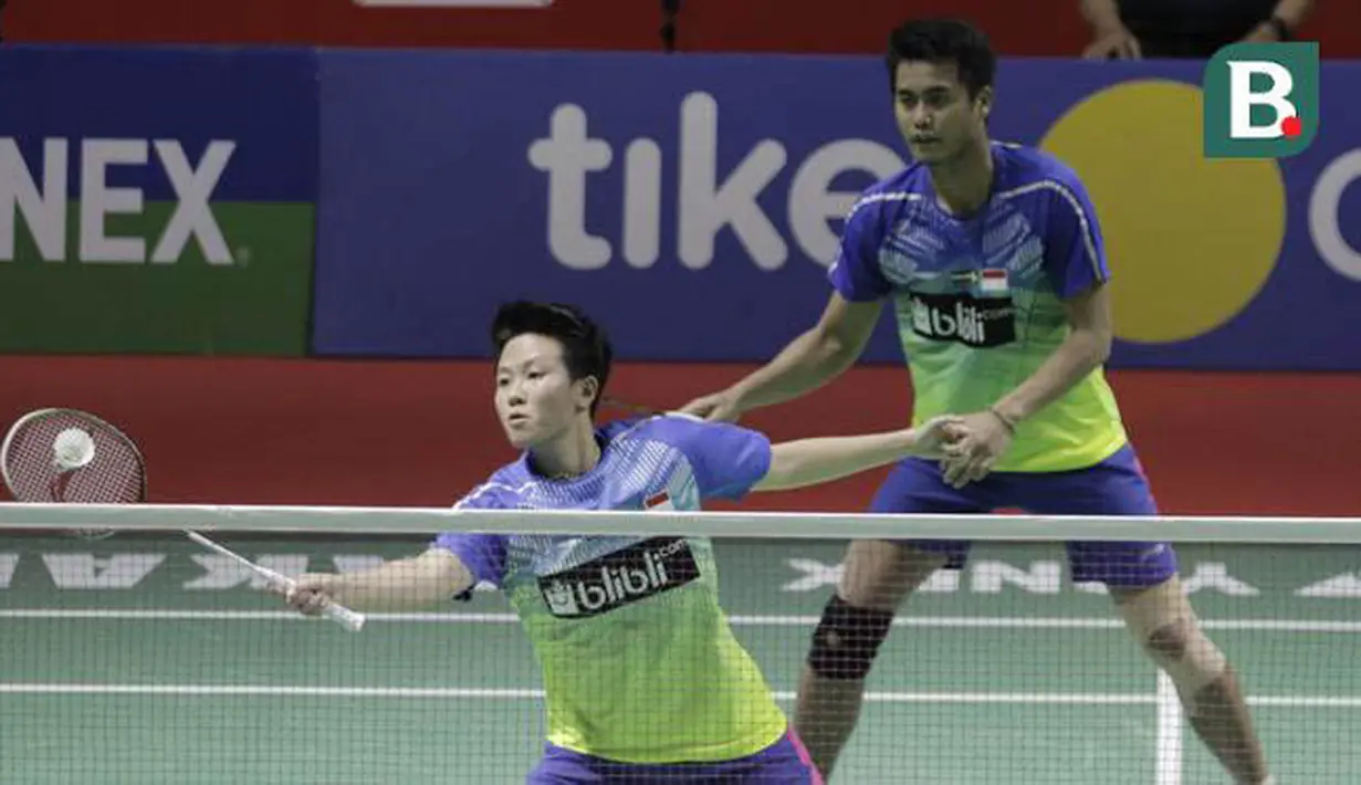 5. Tontowi Ahmad/Liliyana Natsir - Pasangan ganda campuran ini turut mengukirkan nama dengan tinta emas di All England. Owi/Butet sukses memutuskan paceklik gelar selama 33 tahun sekaligus mencetak hat-trick pada tahun 2012,2013,2014. (Bola.com/M Iqbal Ichsan)
