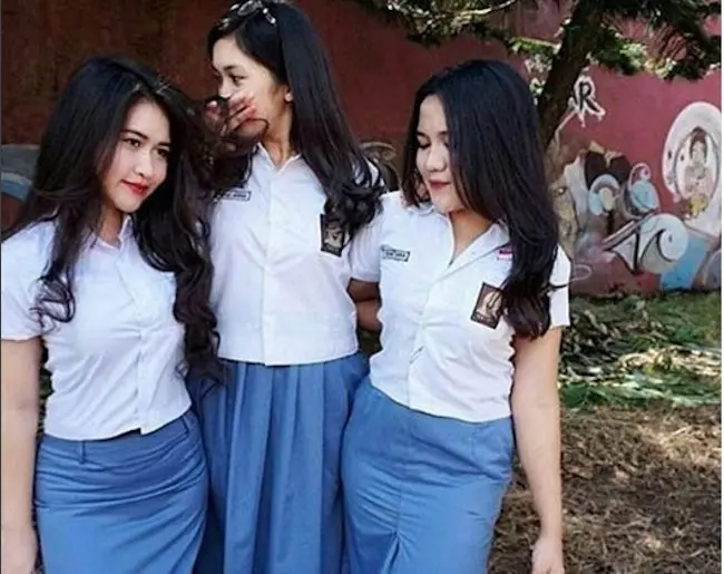 Gaya anak SMA yang selalu jadi incaran Guru BP. (istimewa/instagram)