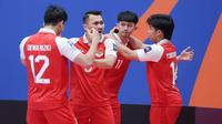 Pemain Timnas Futsal Indonesia merayakan gol ke gawang Iran dalam laga final Piala Asia Futsal 2026 di Indonesia Arena, Jakarta, Sabtu (7/2/2026). (Bola.com/Abdul Aziz)