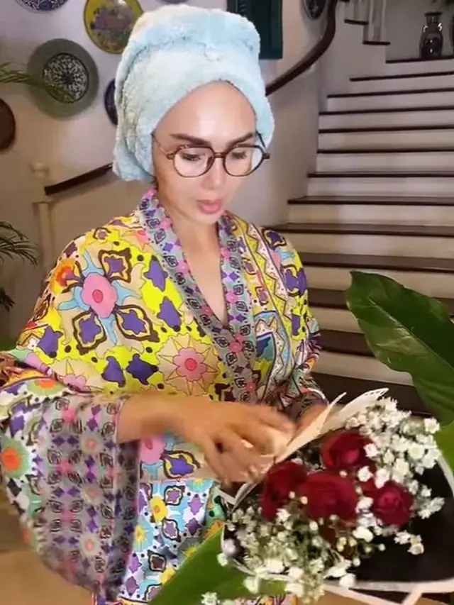 Yuni Shara tampak cantik alami (Instagram/yunishara36)