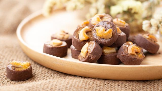 kue kering coklat mede