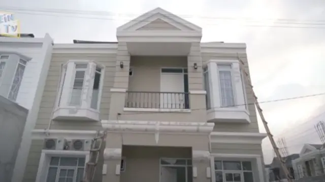 Rumah Dinda Hauw dan Rey Mbayang