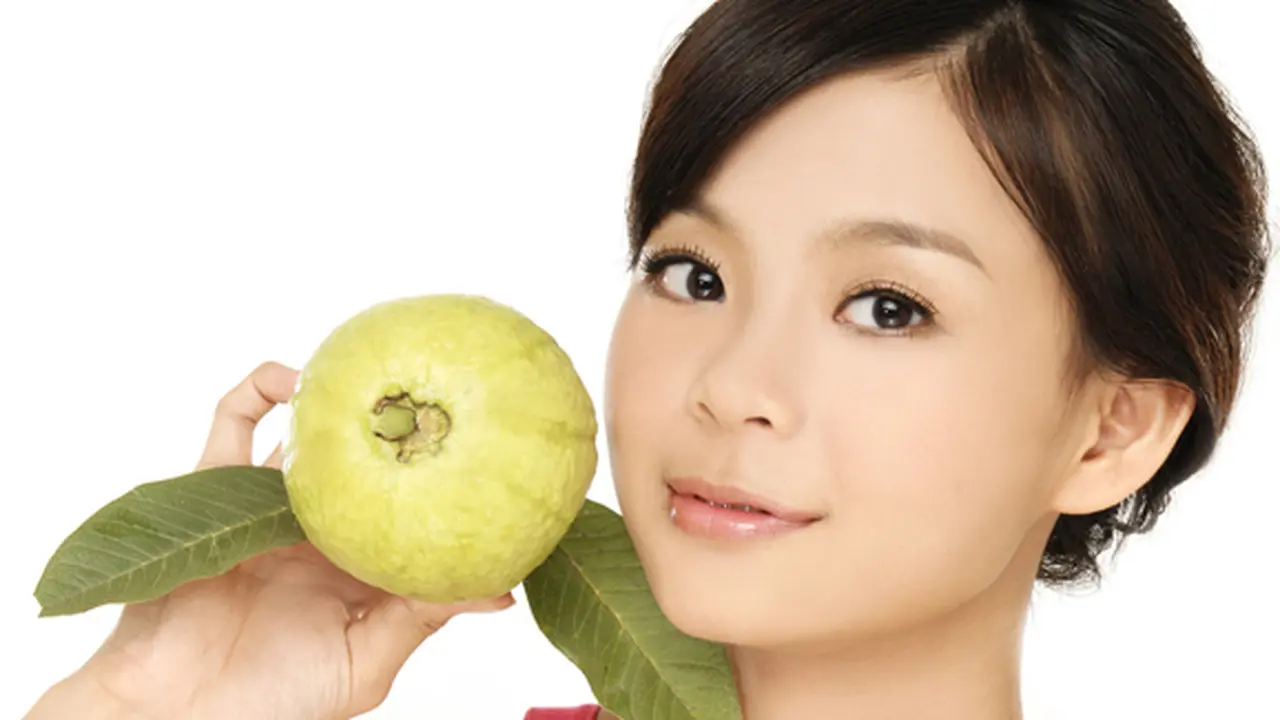 (C) shutterstock