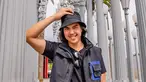 Pemilik nama lengkap Ahmad Jalaluddin Rumi ini memang dikenal punya gaya busana yang kekinian. Di berbagai kesempatan, ia kerap tampil dengan gaya kasual mengenakan topi. Penampilannya pun terlihat makin keren.(Liputan6.com/IG/@elelrumi)