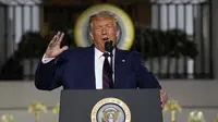 Presiden Amerika Serikat Donald Trump menyampaikan pidato pada hari keempat Konvensi Nasional Partai Republik di Gedung Putih, Washington DC, Amerika Serikat, Kamis (27/8/2020). (AP Photo/Evan Vucci)