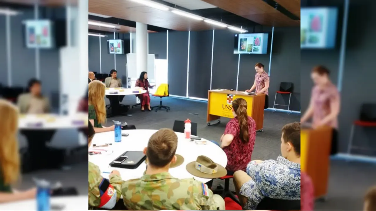 Kadet Australia Lomba Pidato Bertema Presiden Jokowi