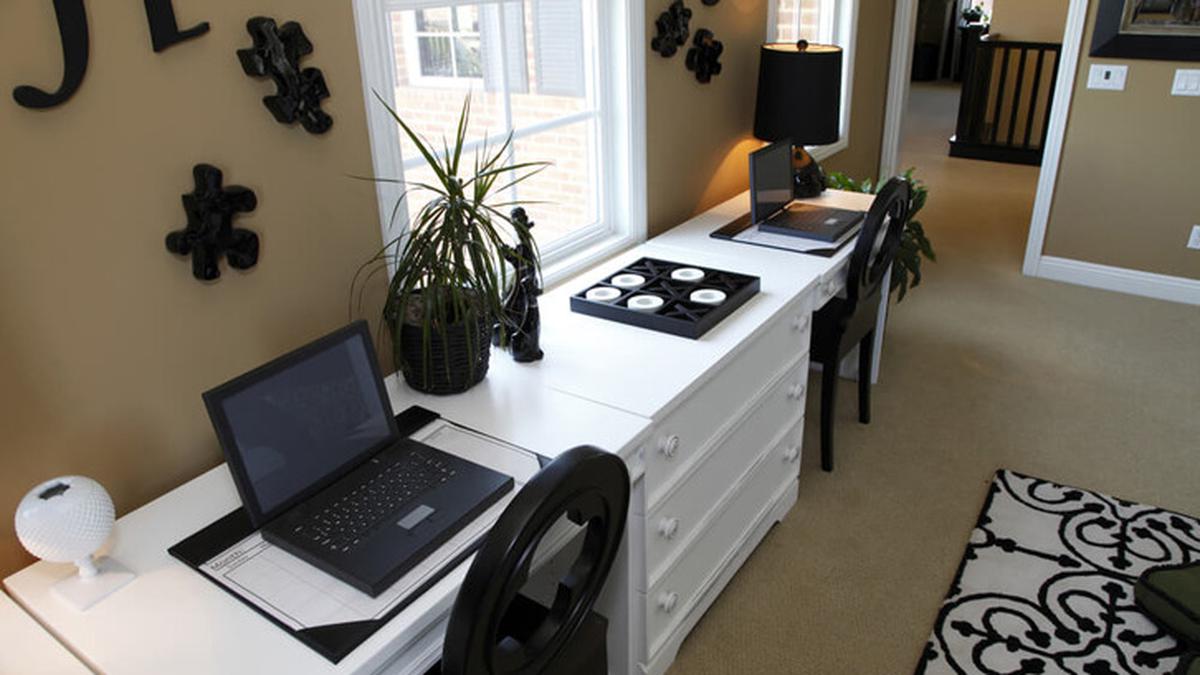 Panduan Lengkap Menata Meja Kerja Menurut Feng Shui, Karier Makin Lancar dan Penuh Energi Positif