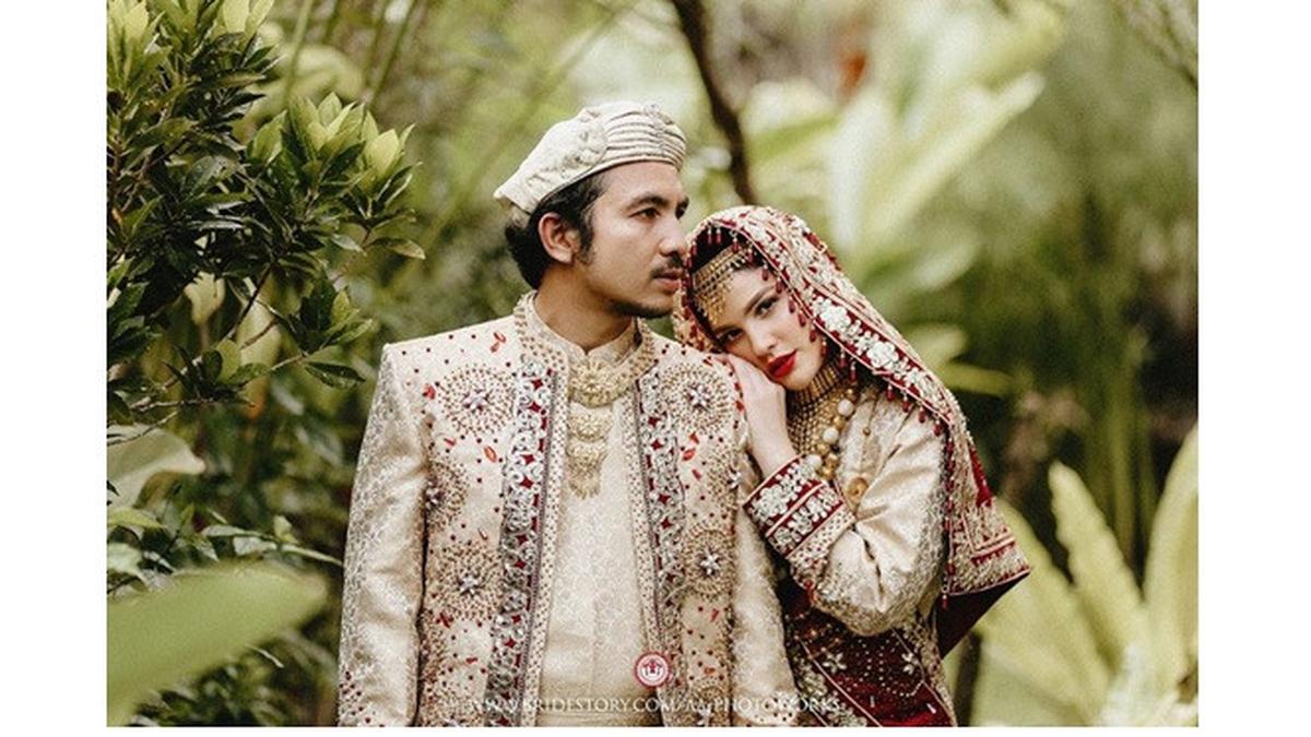 Lahirkan Anak Pertama, Ini 7 Potret Perjalanan Kehamilan Istri Komo Ricky