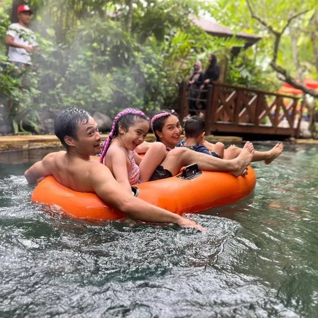 [Fimela] Raqeema Ruby Radinal