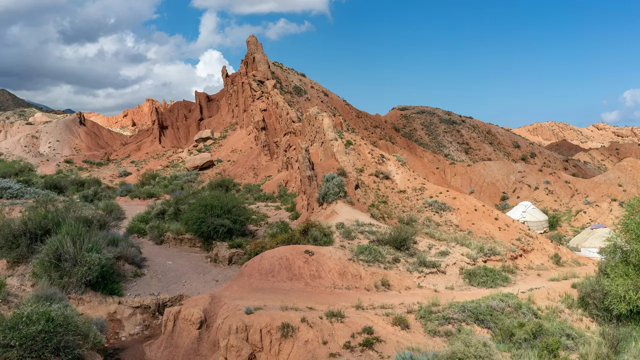 Pesona alam Kyrgyzstan credit unsplash.com