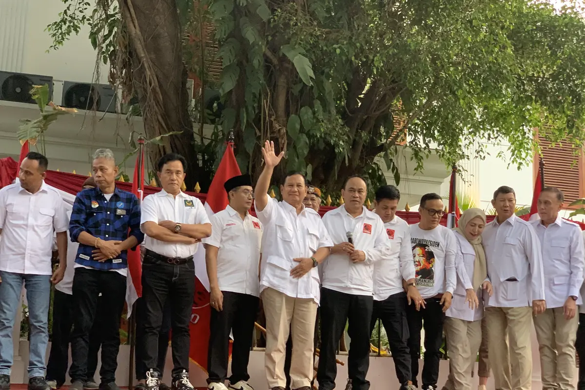 Relawan Pro Jokowi alias Projo secara resmi memberikan dukungan kepada bakal capres Prabowo Subianto di Pilpres 2024, Sabtu (14/10/2023).