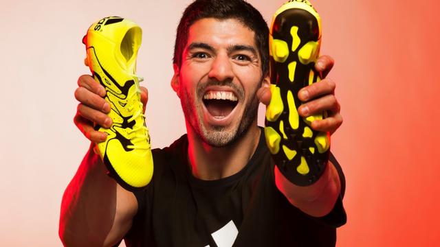 Suarez Sepatu Baru