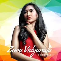 Celeb Bio Zora Vidyanata (Fotografer: Febio Hernanto, Desain: Denti Ebtaviani/Bintang.com)