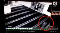 Seorang muazin tiba-tiba ambruk dan meninggal dunia mengumandangkan azan subuh.