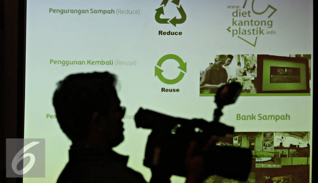 Suasana diskusi bertajuk Low Carbon Technology for Solid Waste Management, di Jakarta, Rabu (6/1). Diskusi membahas permasalahan sampah di Indonesia serta penggunaan teknologi yang tepat dan bermanfaat bagi masyarakat. (Liputan6.com/Immanuel Antonius)