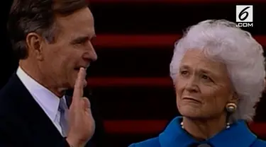 Barbara Bush, Mantan Ibu Negara Amerika Serikat meninggal dunia pada usia 92 tahun.