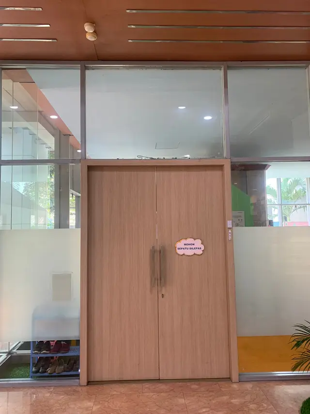 Pemerintah Provinsi (Pemprov) DKI Jakarta berencana memangkas sebagian ruangan Taman penitipan anak (TPA) Negeri Bale Bermain Balai Kota yang juga dijadikan pendidikan anak usia dini (PAUD) peninggalan Gubernur DKI Jakarta Anies Baswedan