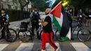 Konvensi Nasional Partai Demokrat (DNC) di Chicago, Amerika Serikat diwarnai aksi unjuk rasa massa pro-Palestina. (CHRISTIAN MONTERROSA/AFP)