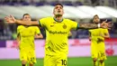 Pemain Inter Milan Lautaro Martinez melakukan selebrasi setelah mencetak gol ke gawang Fiorentina pada pertandingan sepak bola Liga Italia di Artemio Franchi Stadium, Florence, Italia, 22 Oktober 2022. (Massimo Paolone/LaPresse via AP)