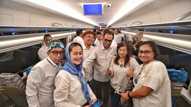 Menteri Perhubungan (Menhub) Budi Karya Sumadi kembali melakukan uji coba Kereta Cepat Jakarta-Bandung (KCJB), Selasa (19/9/2023). (Dok Kemenhub)