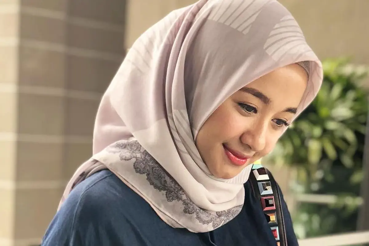 [Bintang] Laudya Cynthia Bella