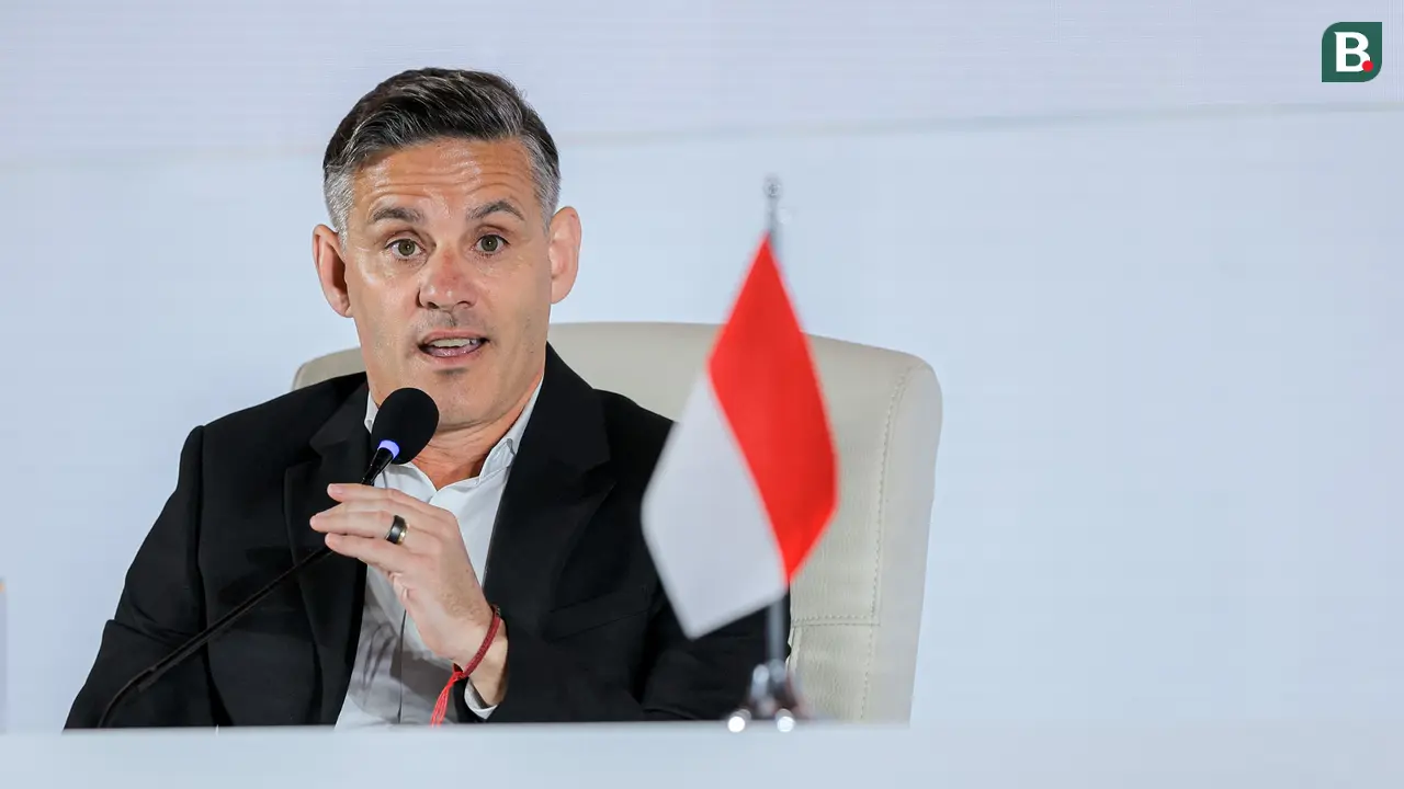 Foto: Ajak Keluarga, John Herdman Resmi Diperkenalkan Sebagai Pelatih Baru Timnas Indonesia