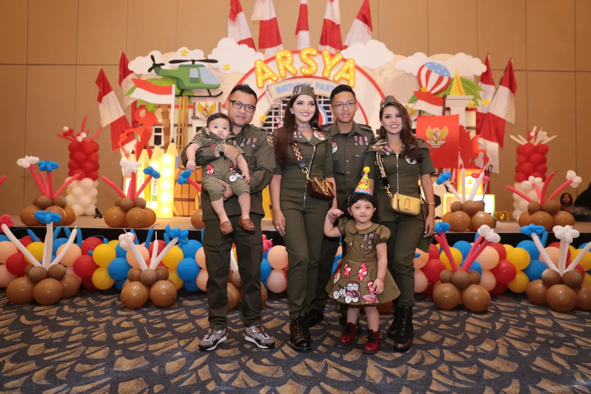 [Bintang] Anang dan Ashanty