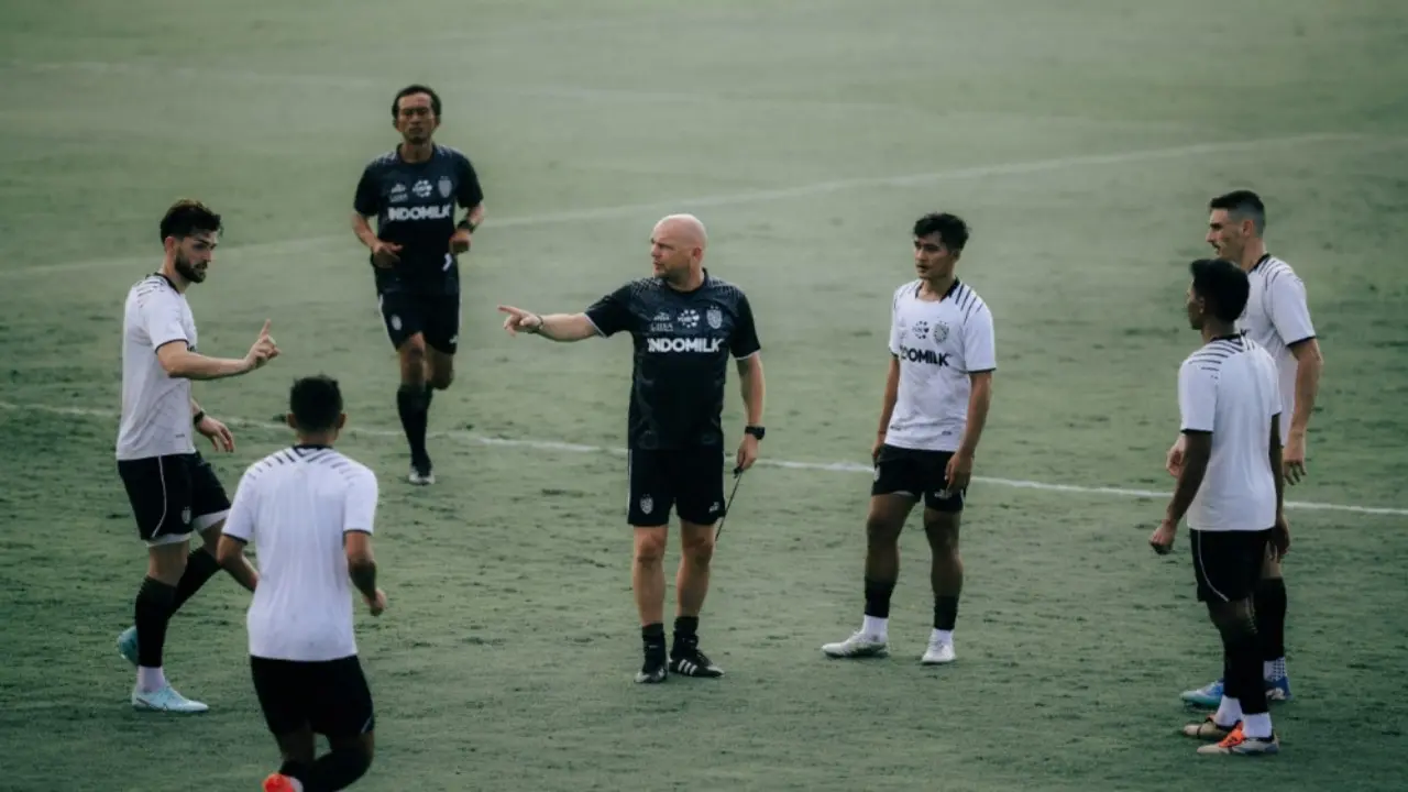 Bali United