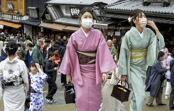 Arti Rizz: Fenomena Bahasa Gaul yang Viral di Media Sosial - Feeds ...