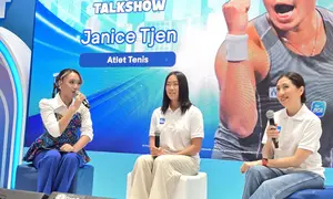 Petenis Janice Tjen menghadiri talk shaw di Jakarta