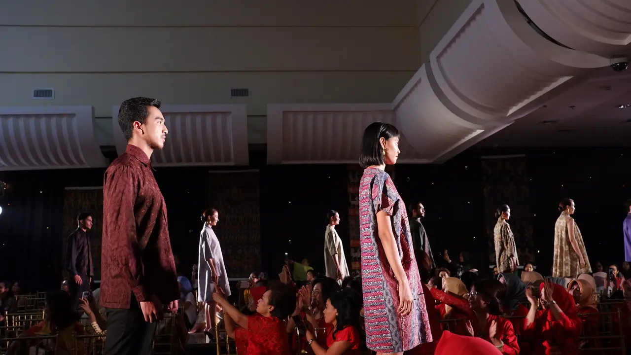 Cerita Batik Jawa Timur dan Kain Ikat Nusa Tenggara Timur Menuju UNESCO House di Paris