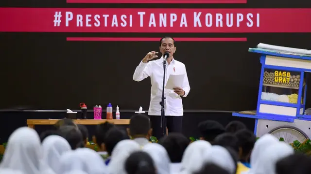 Presiden Jokowi Peringati Hari Antikorupsi Sedunia di SMK 57
